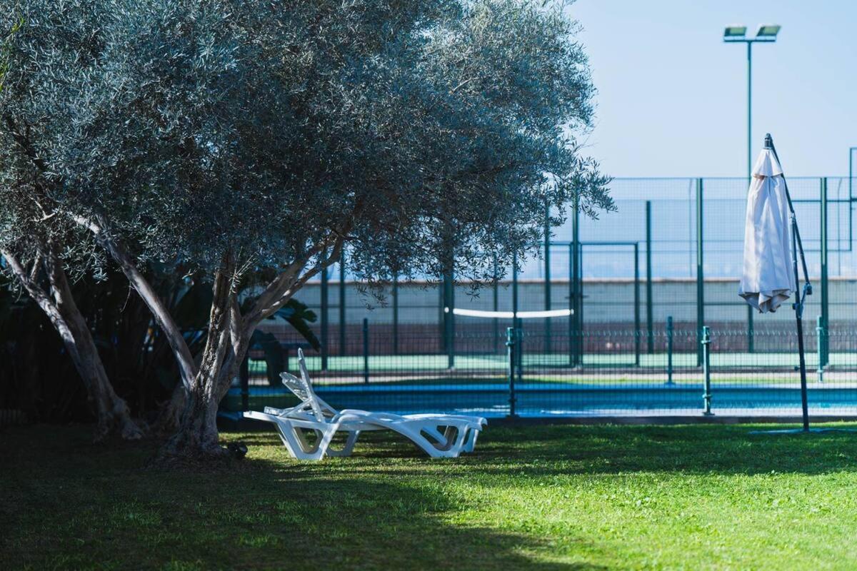 Villa Precioso Con Piscina Y Pista De Padel